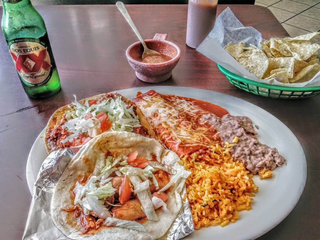 San Juanitas Tacos | restaurant | 4619 S Congress Ave, Austin, TX 78745, USA | 5124439308 OR +1 512-443-9308