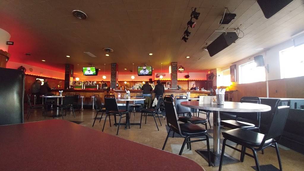 Happy Dog | restaurant | 5801 Detroit Ave, Cleveland, OH 44102, USA | 2166519474 OR +1 216-651-9474