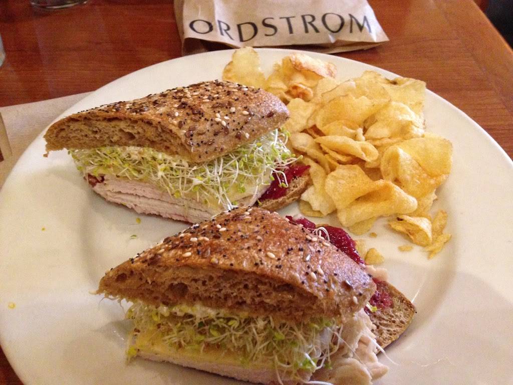 Marketplace Cafe | restaurant | 6997 Friars Rd, San Diego, CA 92108, USA | 6192954441 OR +1 619-295-4441