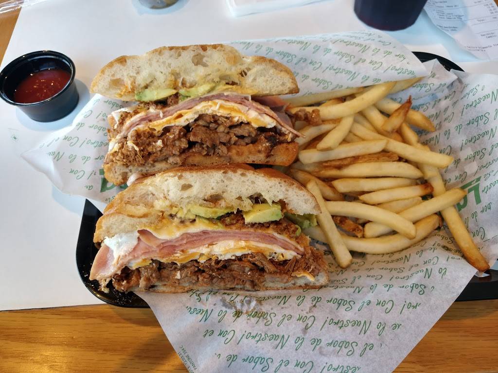 Torta Plaza | restaurant | Calle Reforma 300, Parcelas, 22710 Rosarito, B.C., Mexico | 016616139094 OR +52 661 613 9094