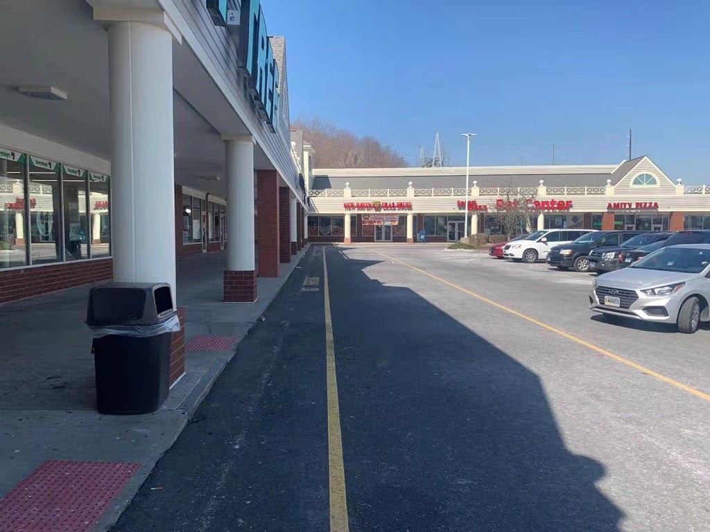 New Haven Crab House | restaurant | 136 Amity Rd, New Haven, CT 06515, USA | 2039368335 OR +1 203-936-8335