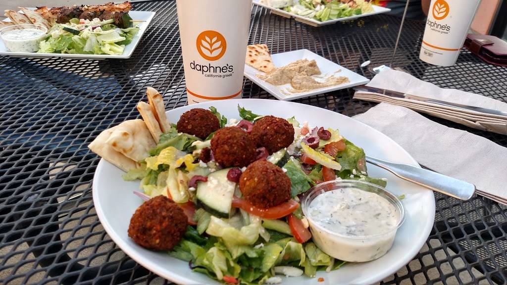 Daphnes | restaurant | 10357 Fairway Dr #130, Roseville, CA 95678, USA | 9167723997 OR +1 916-772-3997