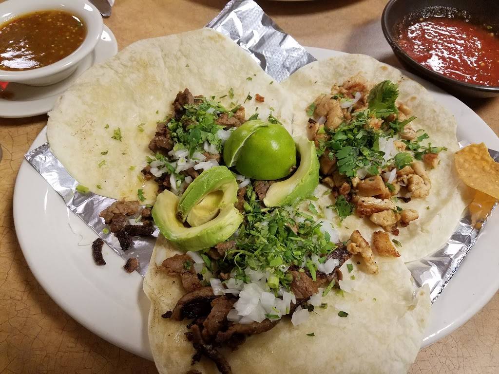 La Plaza Mexican Restaurant | restaurant | 2055 Fairview Blvd E, Fairview, TN 37062, USA | 6157996150 OR +1 615-799-6150