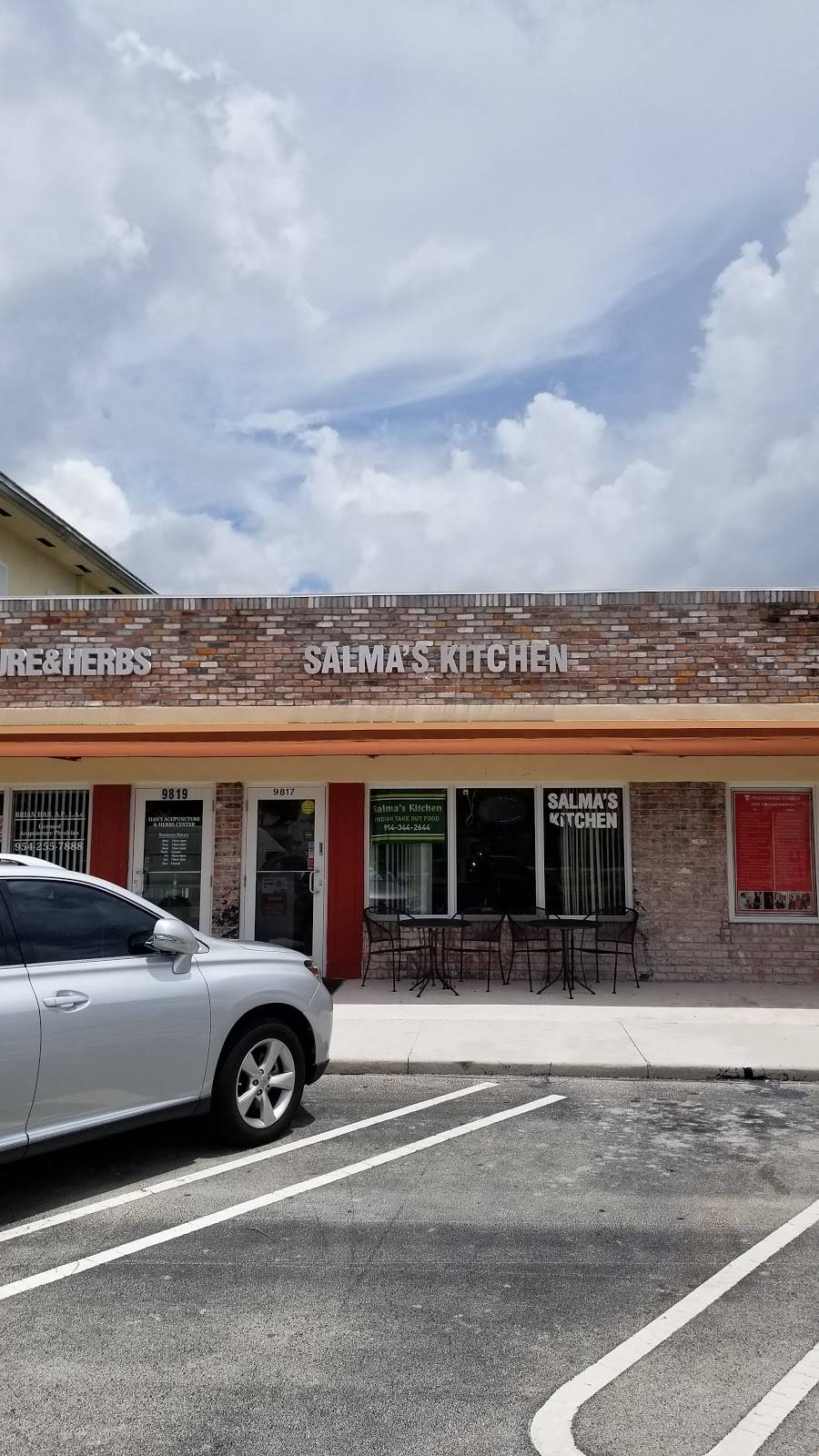 Salmas Kitchen | meal takeaway | 9817 W Sample Rd, Coral Springs, FL 33065, USA | 9543442644 OR +1 954-344-2644