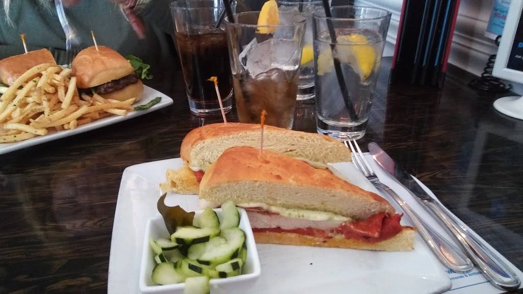 Delux | restaurant | 3146 E Camelback Rd, Phoenix, AZ 85016, USA | 6025222288 OR +1 602-522-2288