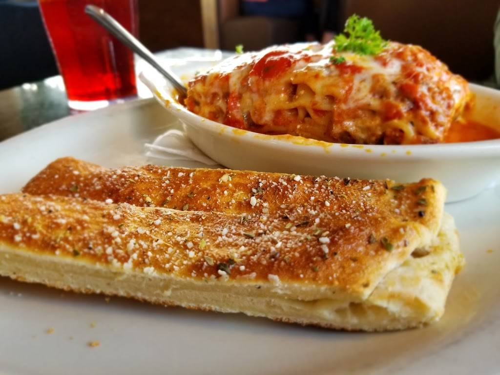 The Mad Greek Restaurant | restaurant | 2419 Volunteer Pkwy, Bristol, TN 37620, USA | 4239684848 OR +1 423-968-4848