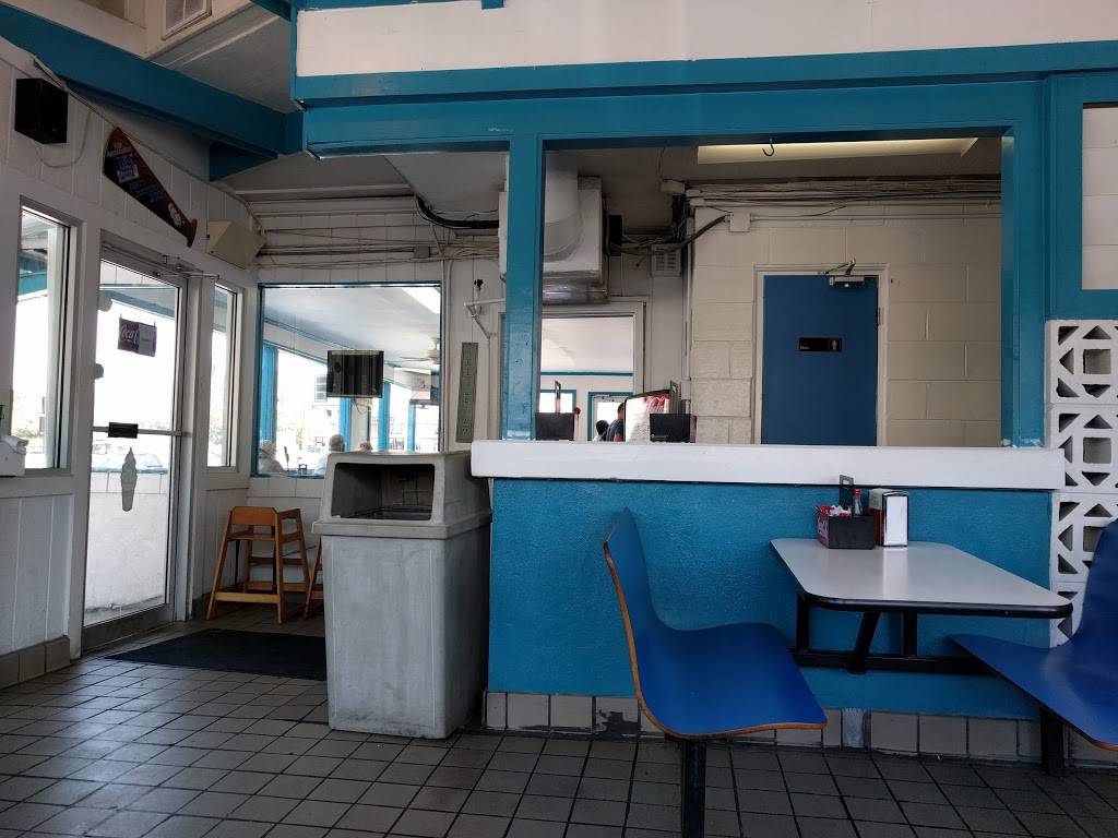 Zesto Drive-In | restaurant | 3239 Forest Dr, Columbia, SC 29204, USA | 8037824454 OR +1 803-782-4454