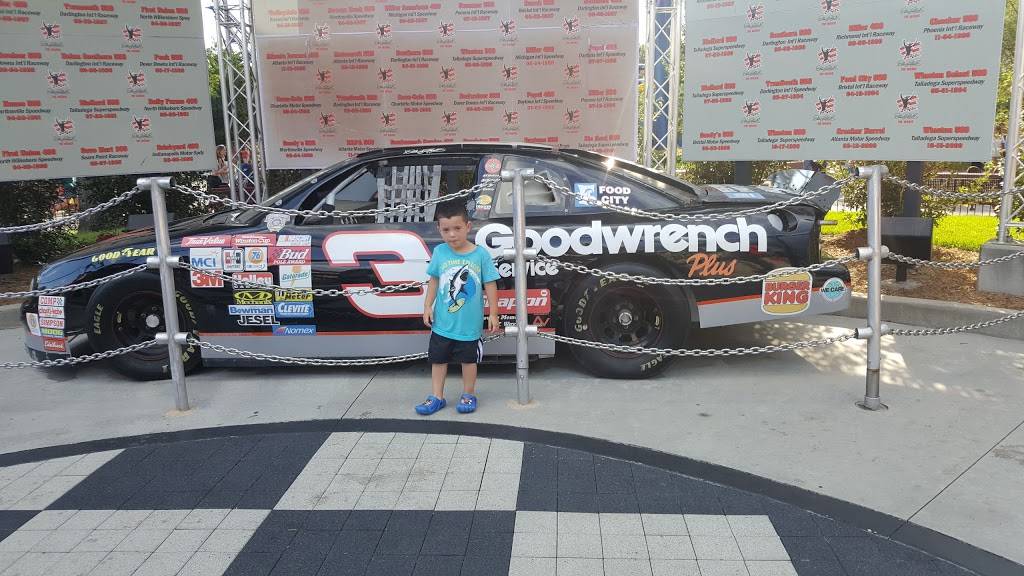 Panda Express | restaurant | 3900 Avenue of the Carolinas, Fort Mill, SC 29708, USA | 7045879035 OR +1 704-587-9035