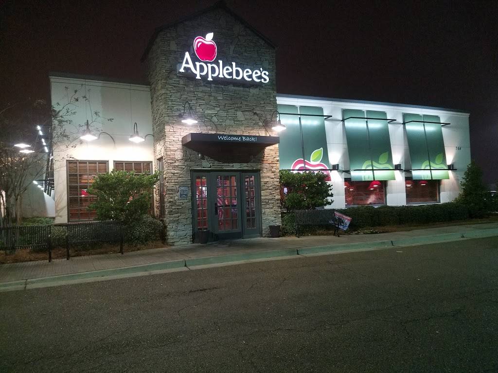 Applebees Grill + Bar | restaurant | 764 Lake Harbour Dr, Ridgeland, MS 39157, USA | 6017071784 OR +1 601-707-1784