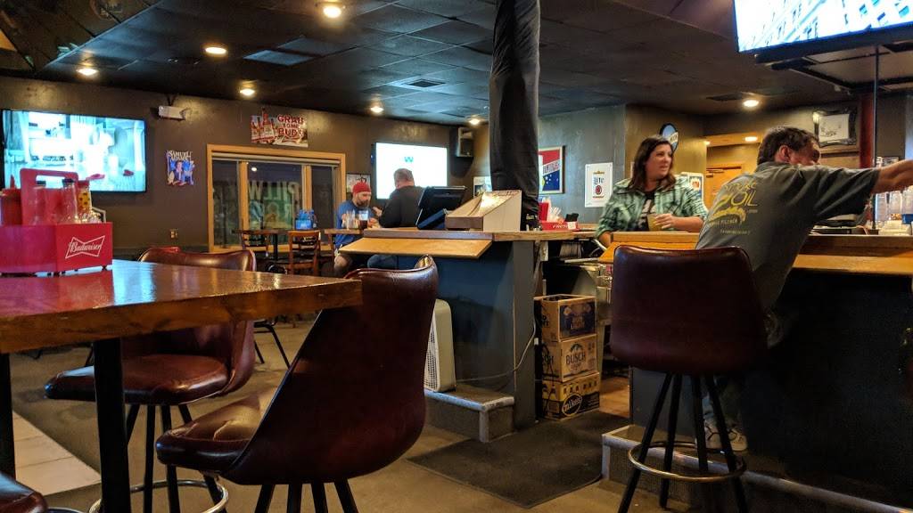 Spillway Grill & Bar | restaurant | 1840 Madison Ave # 8, Council Bluffs, IA 51503, USA | 7123229621 OR +1 712-322-9621