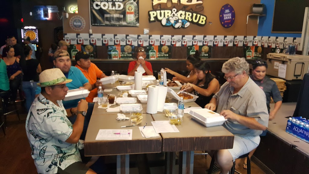 Dog House Pub & Grill | restaurant | 568 Springmart Blvd Ste 700, Brownsville, TX 78526, USA | 9565257134 OR +1 956-525-7134