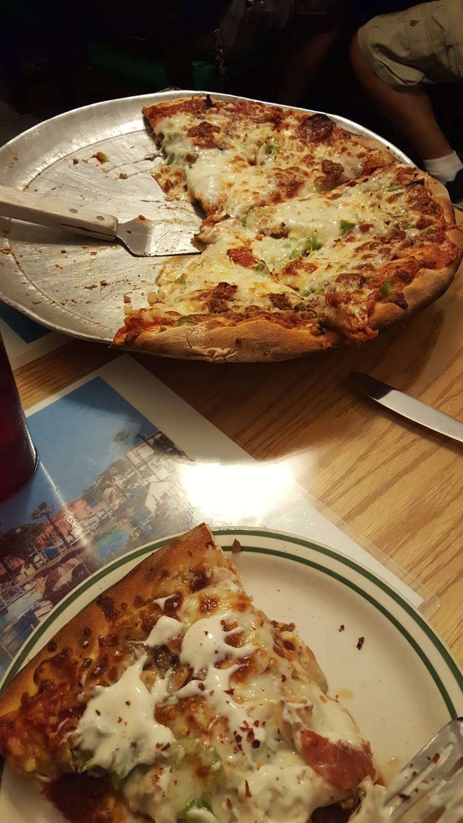 Sorrentos Pizza House | restaurant | 2428 S Western Ave, San Pedro, CA 90732, USA | 3108322820 OR +1 310-832-2820