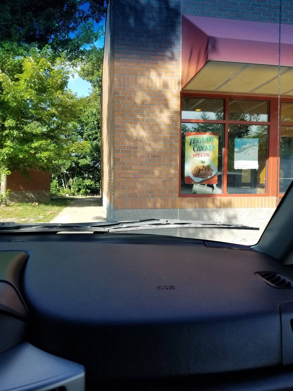 Tonys Pizza & Chicken | restaurant | 34 Smallwood Village Center, Waldorf, MD 20602, USA | 2402223328 OR +1 240-222-3328