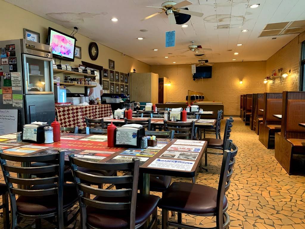 Ricks Restaurant | restaurant | 18120 S NC-109, Denton, NC 27239, USA | 3368593242 OR +1 336-859-3242