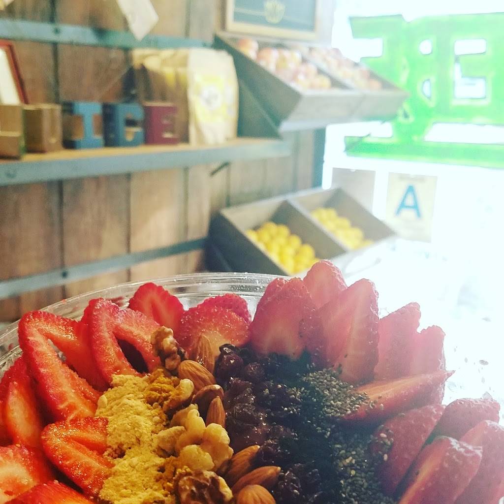 Juice Crafters - Juice Bar | restaurant | 11682 San Vicente Blvd, Los Angeles, CA 90049, USA | 3104429555 OR +1 310-442-9555