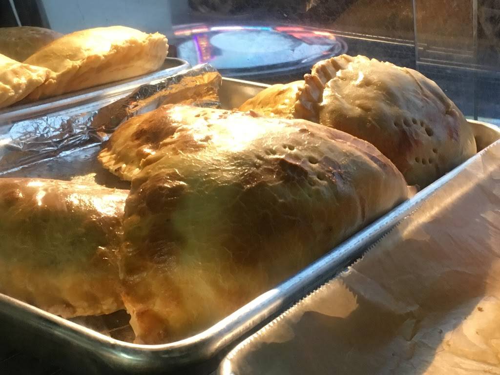 Yogi Dog | restaurant | 6771 Hollywood Blvd, Los Angeles, CA 90028, USA | 3234663465 OR +1 323-466-3465