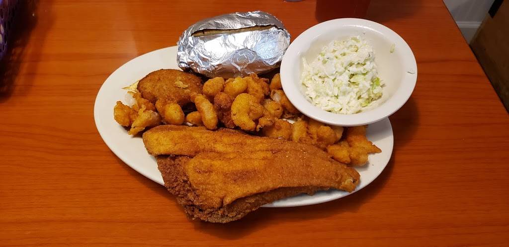 SALT WATER GRILLE | restaurant | 7036 SC-90, Longs, SC 29568, USA | 8433901001 OR +1 843-390-1001