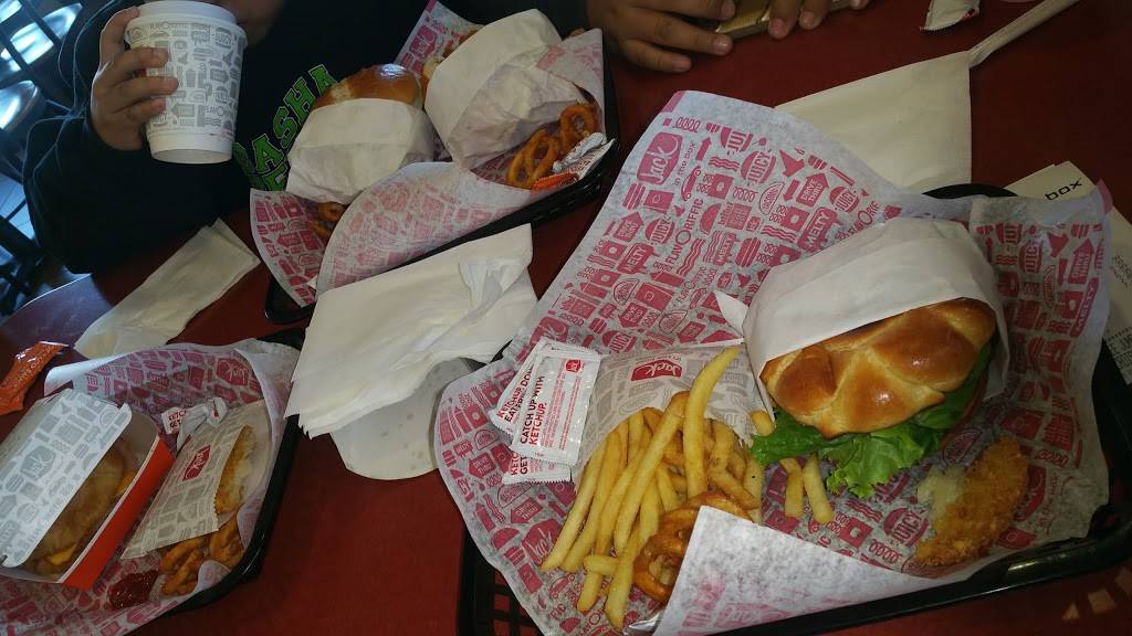 Jack in the Box | restaurant | 4313 W Thomas Rd, Phoenix, AZ 85031, USA | 6022783971 OR +1 602-278-3971
