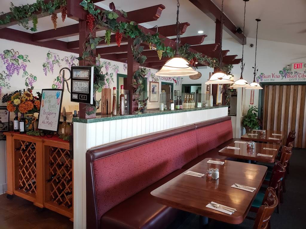 Johnny Russos Italian Restaurant | restaurant | 1335 W Ramsey St, Banning, CA 92220, USA | 9518499131 OR +1 951-849-9131