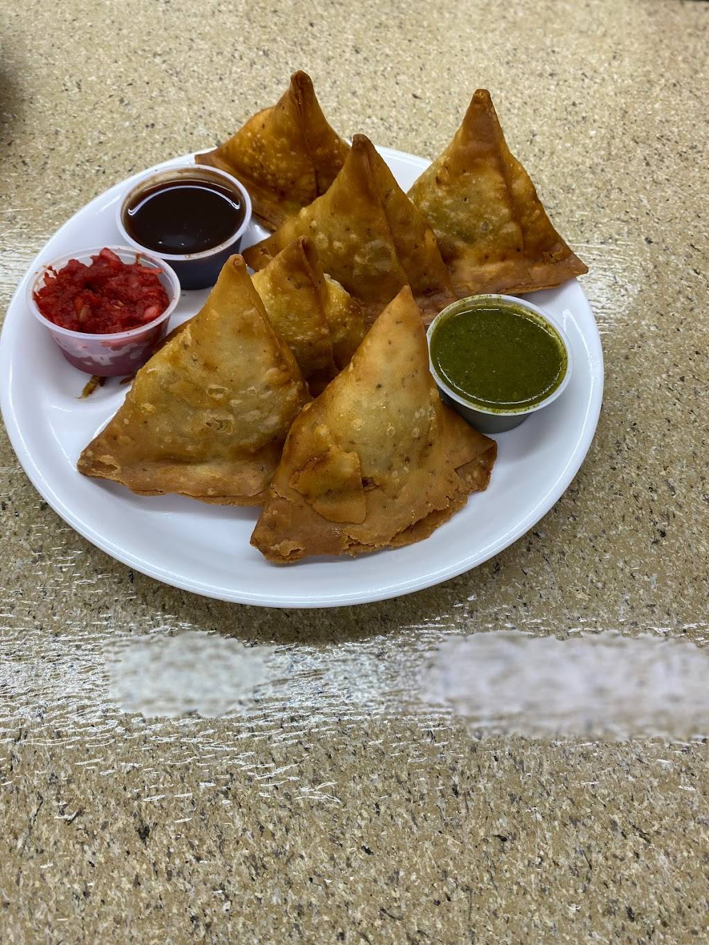 Juicy Bites | restaurant | 12125 S Apopka Vineland Rd, Orlando, FL 32836, USA | 4077781555 OR +1 407-778-1555