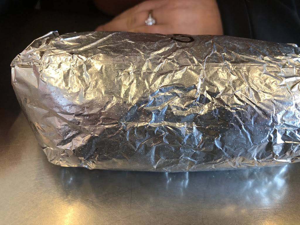 Chipotle Mexican Grill | restaurant | 14203 Edgewood Dr N, Baxter, MN 56425, USA | 2182970397 OR +1 218-297-0397