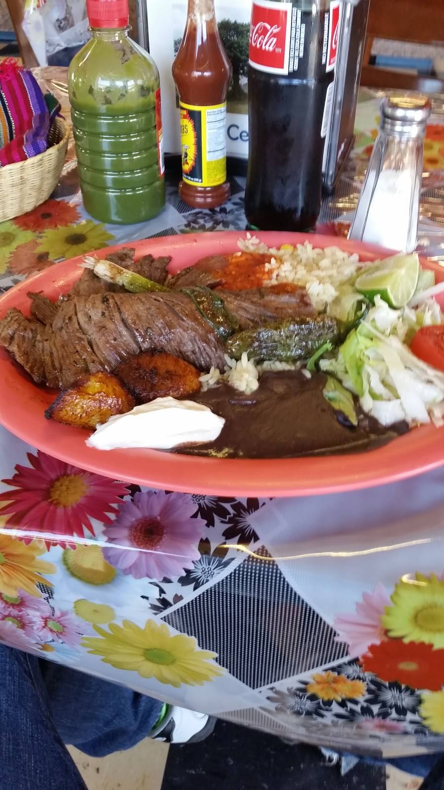 Panaderia & Restaurante Guatemalteca | restaurant | 1509 Main St, Redwood City, CA 94063, USA | 6504211781 OR +1 650-421-1781