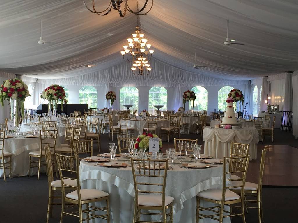 Bauers Catering | restaurant | 1414 N Milwaukee Ave, Libertyville, IL 60048, USA | 8478169900 OR +1 847-816-9900