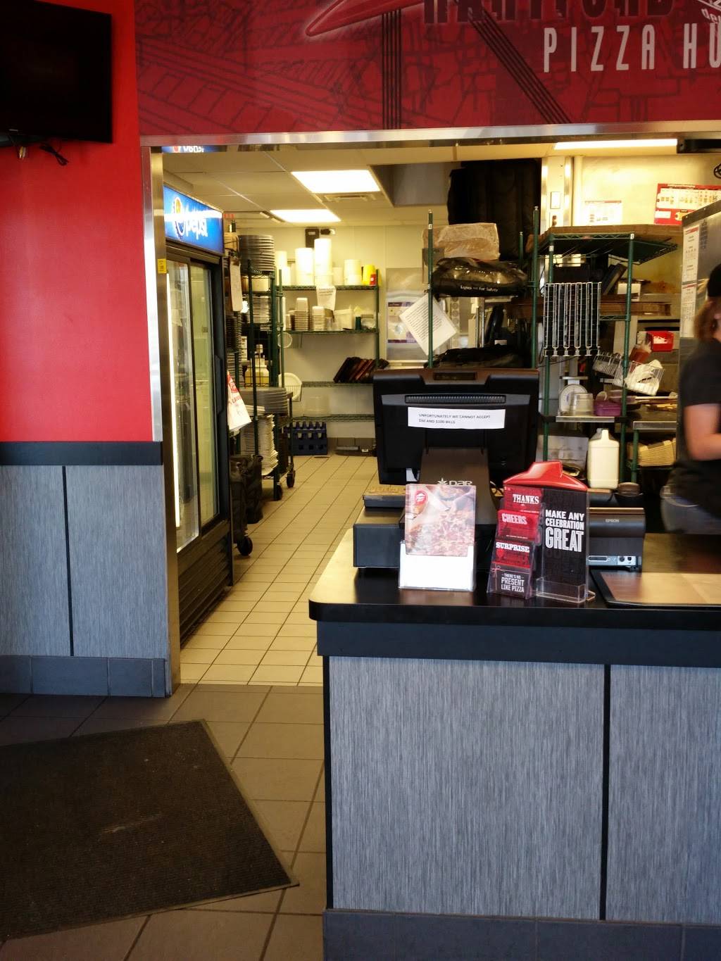 Pizza Hut | restaurant | 1505 E Sumner St, Hartford, WI 53027, USA | 2626737206 OR +1 262-673-7206