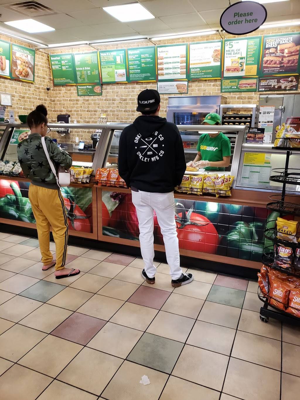 Subway | restaurant | 3220 Feathergrass Ct, Austin, TX 78758, USA | 5126405444 OR +1 512-640-5444