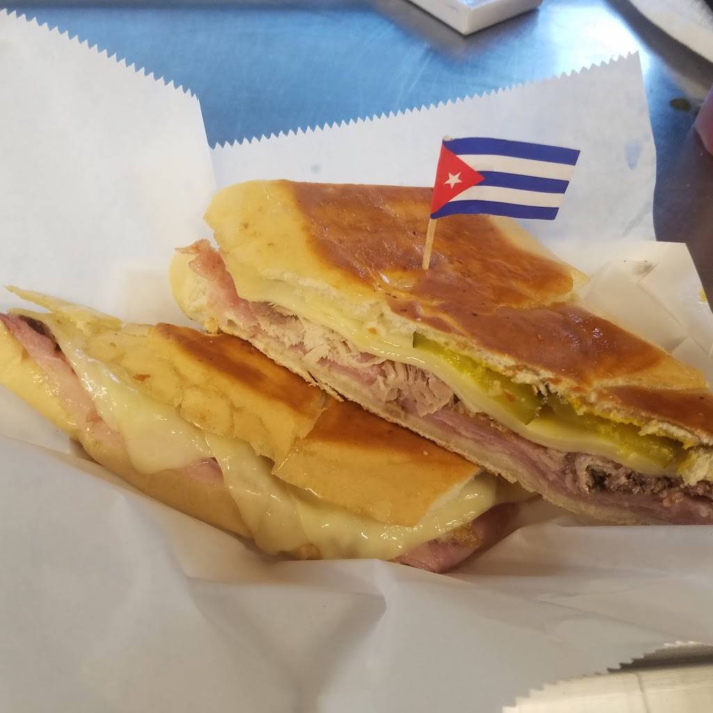 El Cubanito Subs | restaurant | 2301 N Forsyth Rd, Orlando, FL 32807, USA | 3053057438 OR +1 305-305-7438