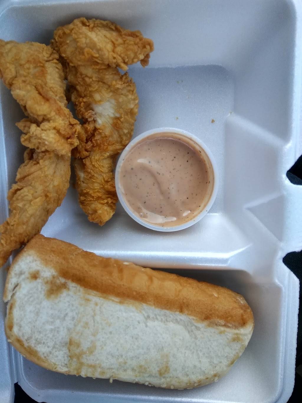 Raising Canes Chicken Fingers | meal takeaway | 6051 N Decatur Blvd, Las Vegas, NV 89130, USA | 7025227177 OR +1 702-522-7177