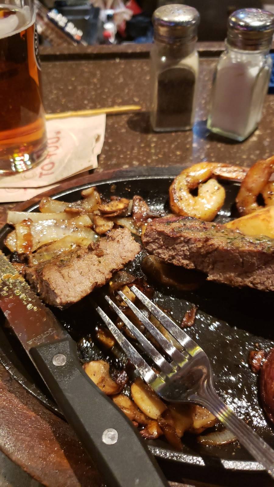 Applebees Grill + Bar | restaurant | 4406 W Wendover Ave, Greensboro, NC 27407, USA | 3362995565 OR +1 336-299-5565