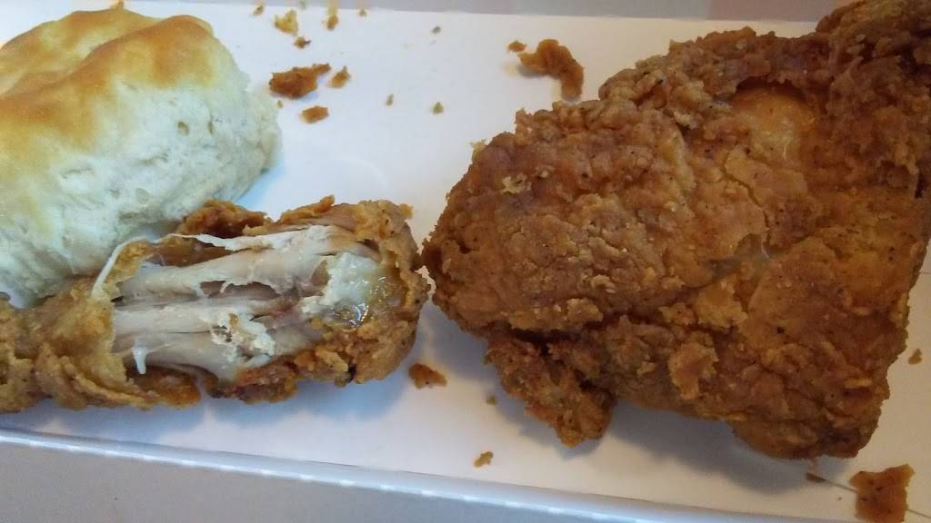 KFC | restaurant | 6200 Cermak Rd, Berwyn, IL 60402, USA | 7084844012 OR +1 708-484-4012