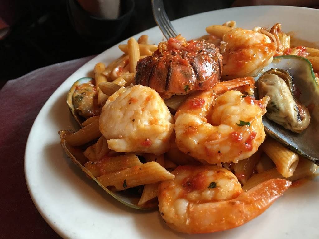 Cafe Lombardis | restaurant | 294 Horsham Rd, Horsham, PA 19044, USA | 2154432500 OR +1 215-443-2500