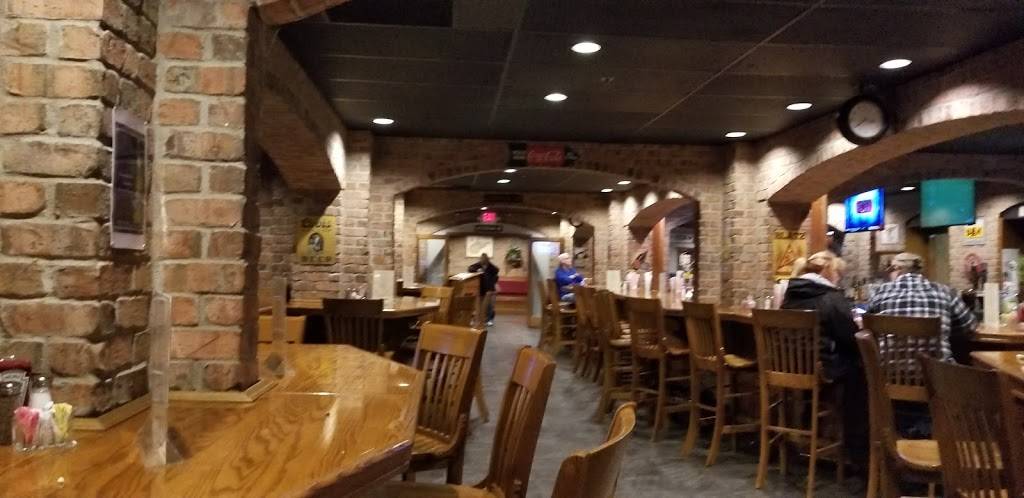 Uncle Petes | restaurant | 1 Community St, Wheeling, WV 26003, USA | 3049056810 OR +1 304-905-6810