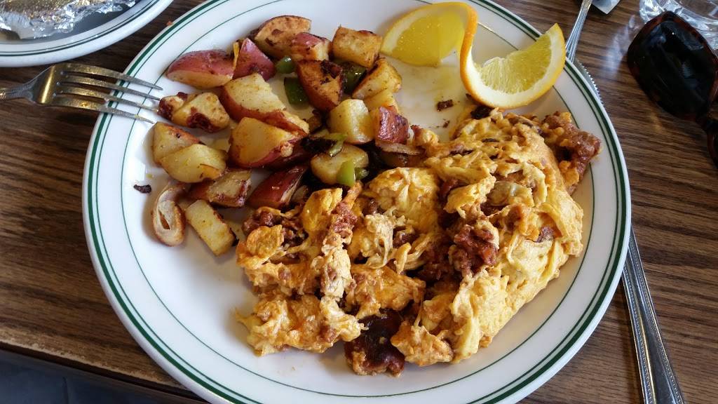 Boulevard Cafe & Grill | restaurant | 1096 Petaluma Blvd N, Petaluma, CA 94952, USA | 7077730925 OR +1 707-773-0925