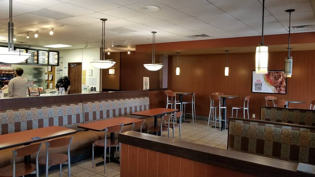 Arbys | restaurant | 1435 Commons Dr, Morris, IL 60450, USA | 8159412678 OR +1 815-941-2678