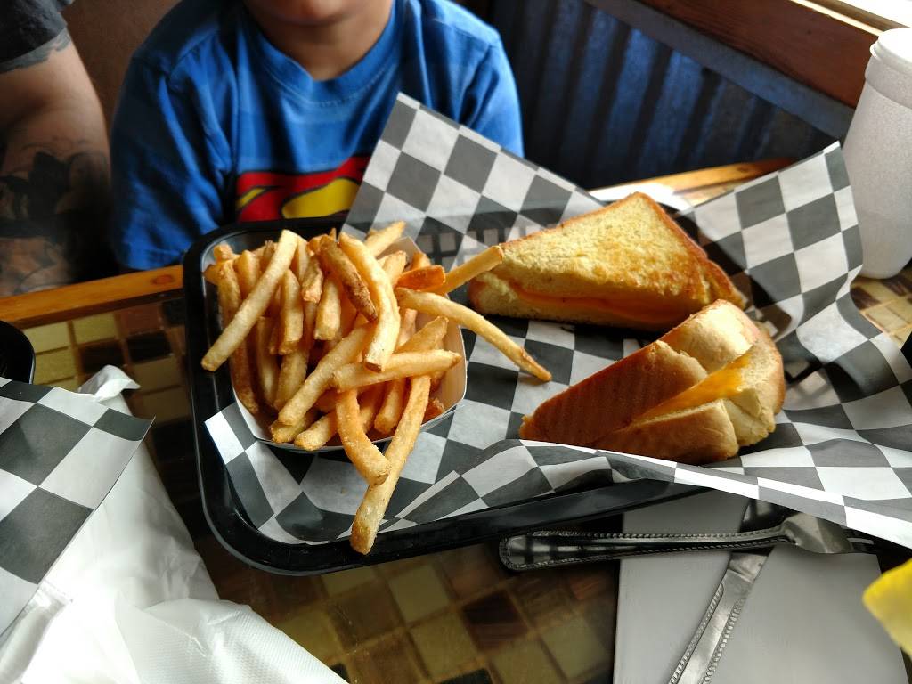 Flippin Cow | restaurant | 6118, 51330 State Rte 19, Elkhart, IN 46514, USA | 5742660606 OR +1 574-266-0606