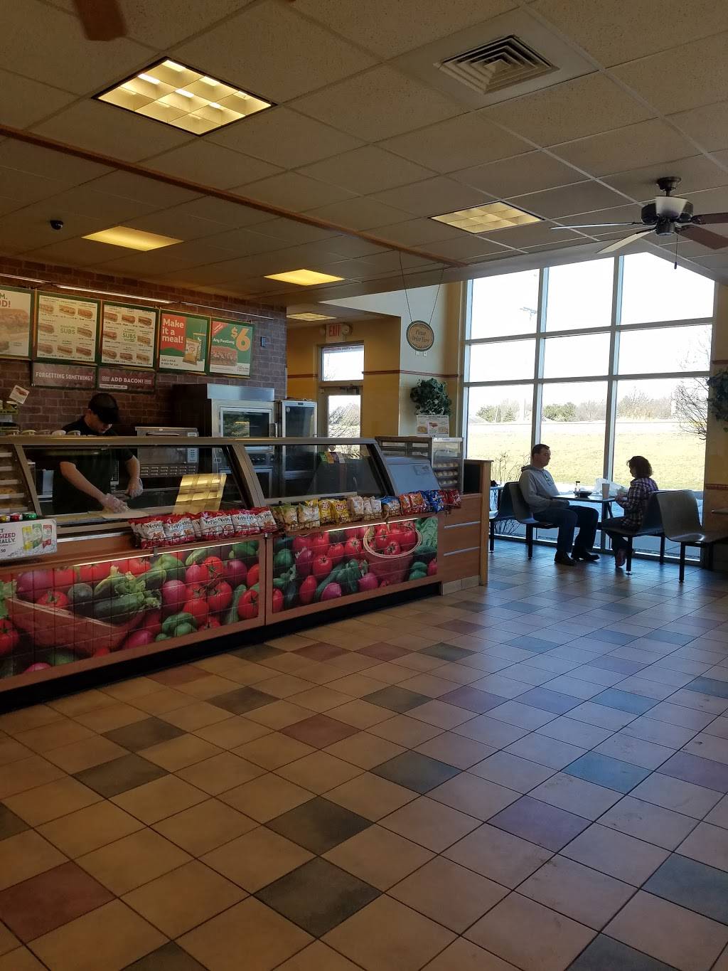 Subway | restaurant | 2681 Windsor St, Sun Prairie, WI 53590, USA | 6088344400 OR +1 608-834-4400