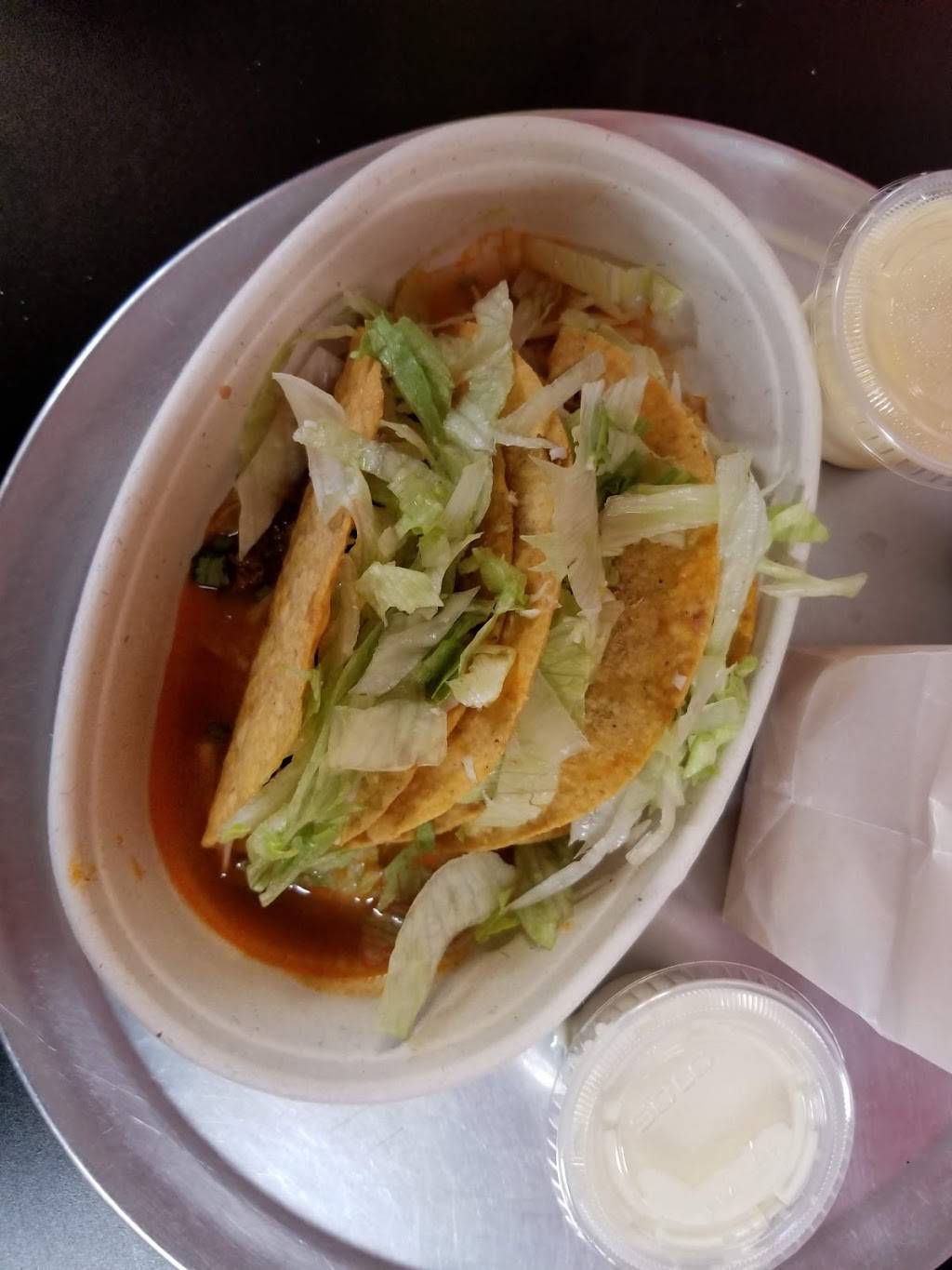 Salsas Burrito Grill | meal delivery | 108 Chase Rd, Portsmouth, RI 02871, USA | 4012935322 OR +1 401-293-5322