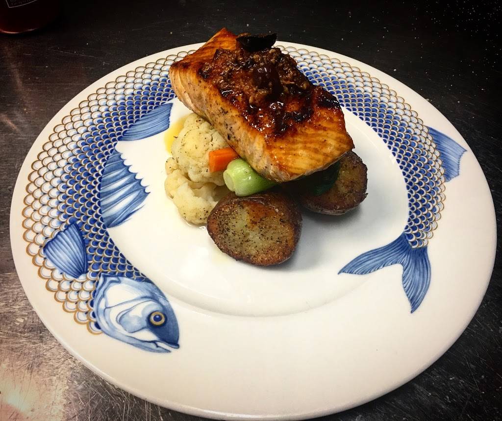 Sorsi e Morsi | restaurant | 4900 Dundas St W, Etobicoke, ON M9A 1B5, Canada | 4162322250 OR +1 416-232-2250