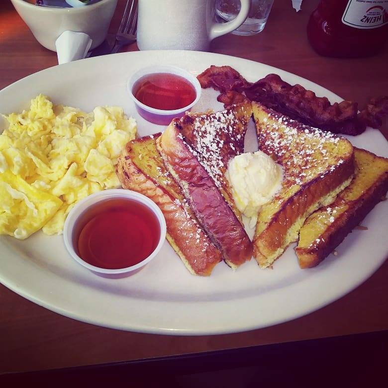 Billy Ts Restaurant | restaurant | 298 W Baseline Rd, Rialto, CA 92376, USA | 9098740200 OR +1 909-874-0200