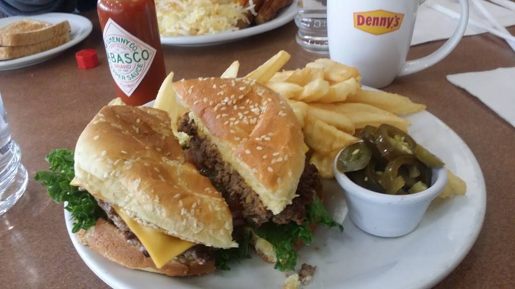 Dennys | restaurant | 4824 No, River Rd, Schiller Park, IL 60176, USA | 8476785556 OR +1 847-678-5556