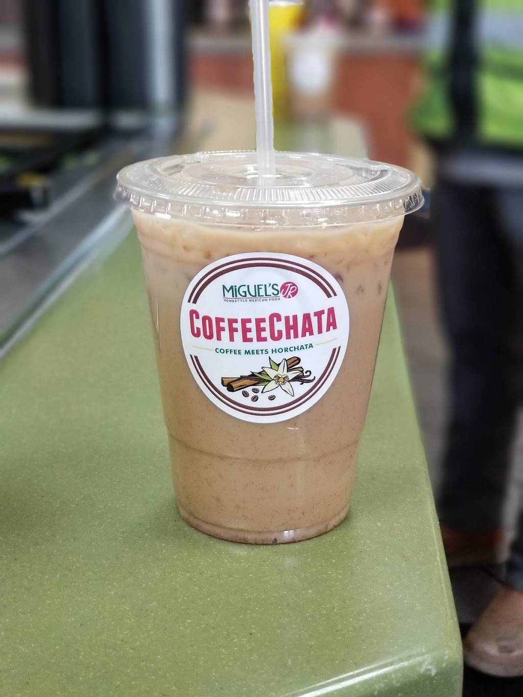 Miguels Jr | restaurant | 2320 Compton Ave, Corona, CA 92881, USA | 9512799393 OR +1 951-279-9393