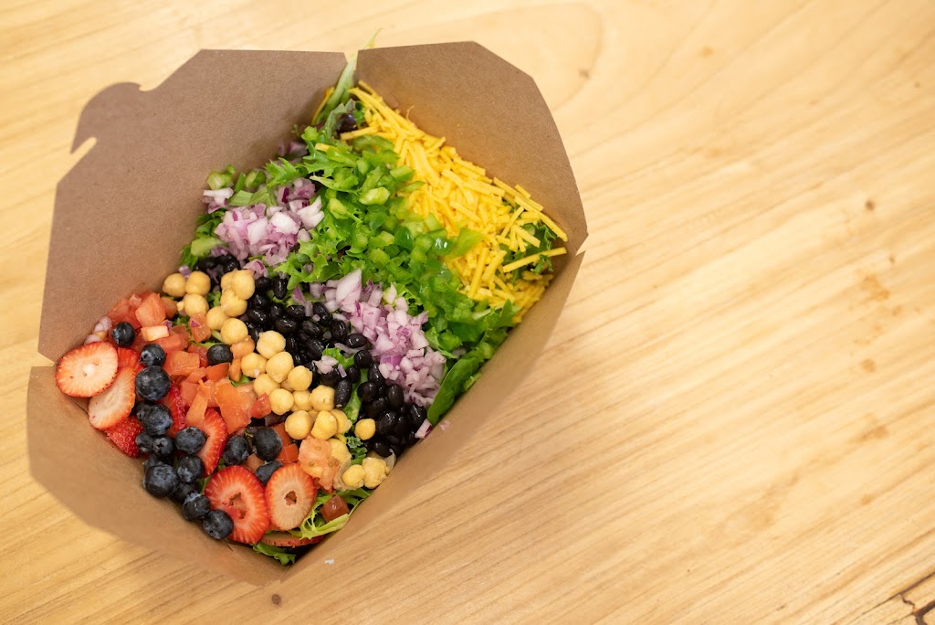 Fawaky Burst halal cafe | restaurant | 7201 Kinsman Rd suite 130a, Cleveland, OH 44104, USA | 2164383289 OR +1 216-438-3289