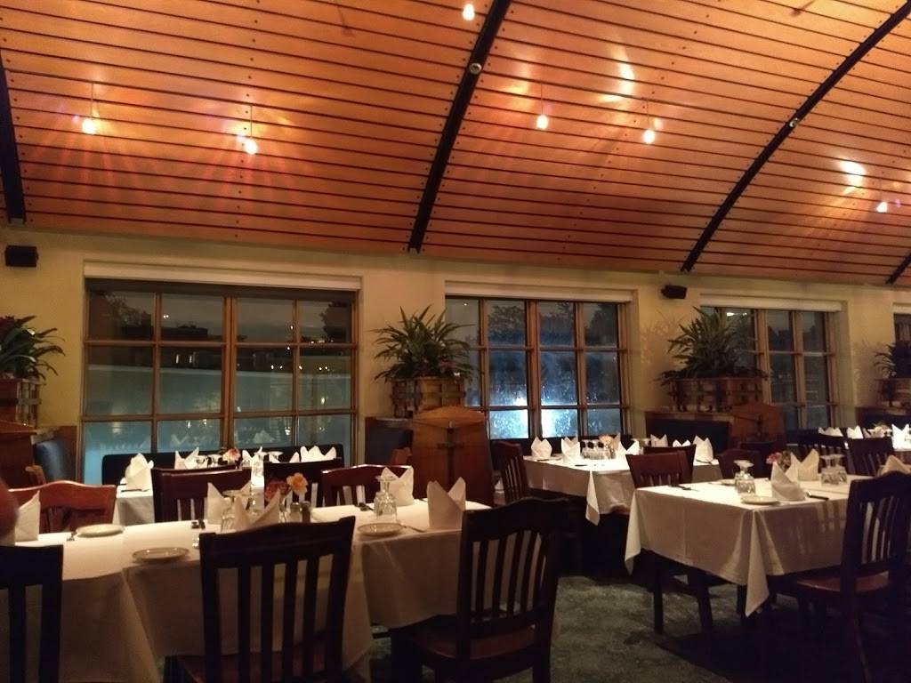 Lauriol Plaza | restaurant | 1835 18th St NW, Washington, DC 20009, USA | 2023870035 OR +1 202-387-0035