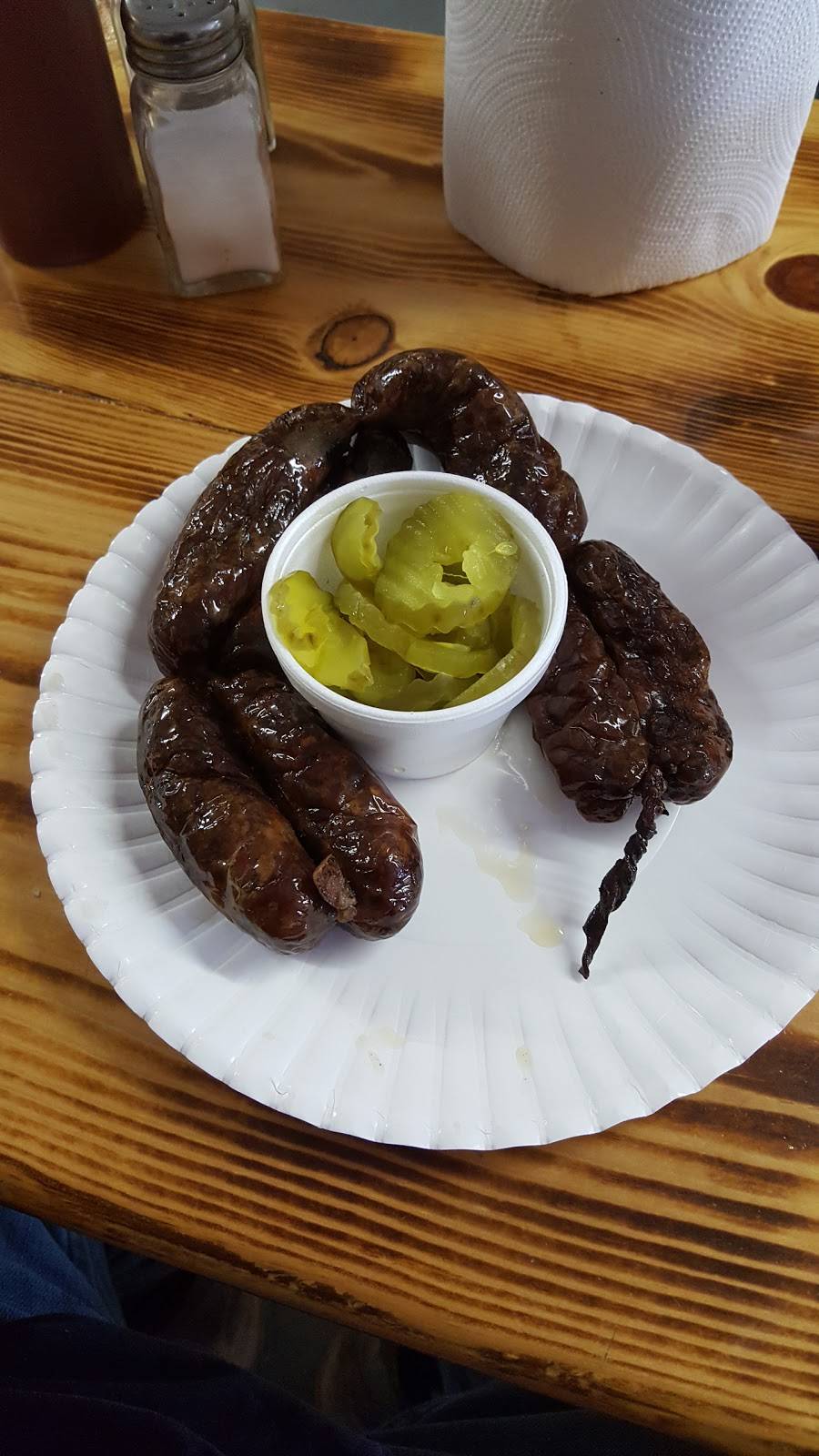 Docs Hot Links | restaurant | 208 S Wood St, Gilmer, TX 75644, USA | 9038432025 OR +1 903-843-2025