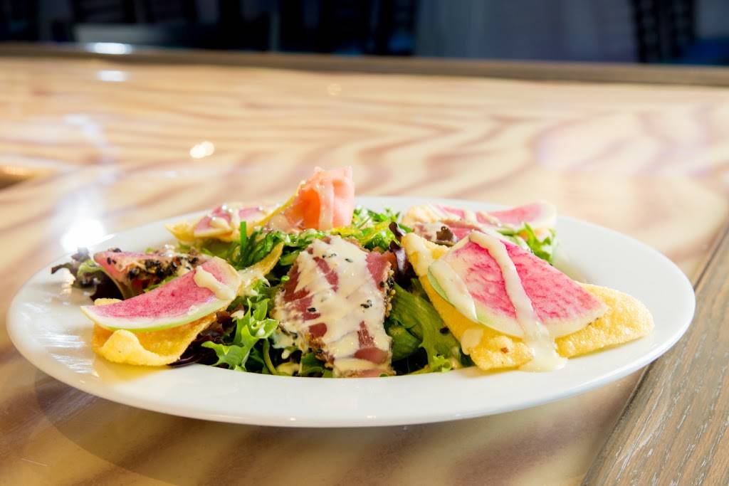 FINS Seafood & Dive Bar | restaurant | 3422 Del Prado Blvd S, Cape Coral, FL 33904, USA | 2399845449 OR +1 239-984-5449