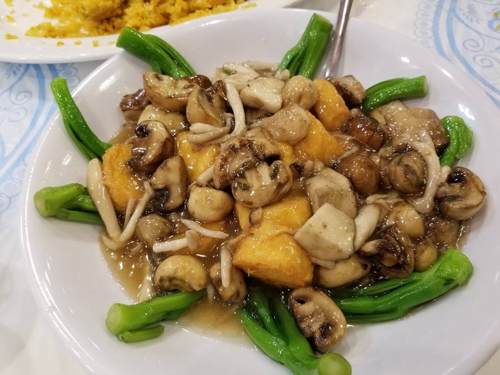 Downtown Yummy | restaurant | 39 E Broadway, New York, NY 10002, USA | 2127916618 OR +1 212-791-6618