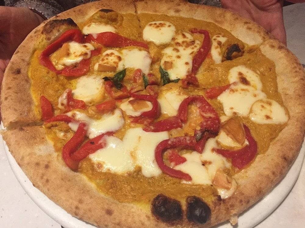 Red Tomato Pizza | restaurant | 6245 Northern Blvd, East Norwich, NY 11732, USA | 5168022840 OR +1 516-802-2840